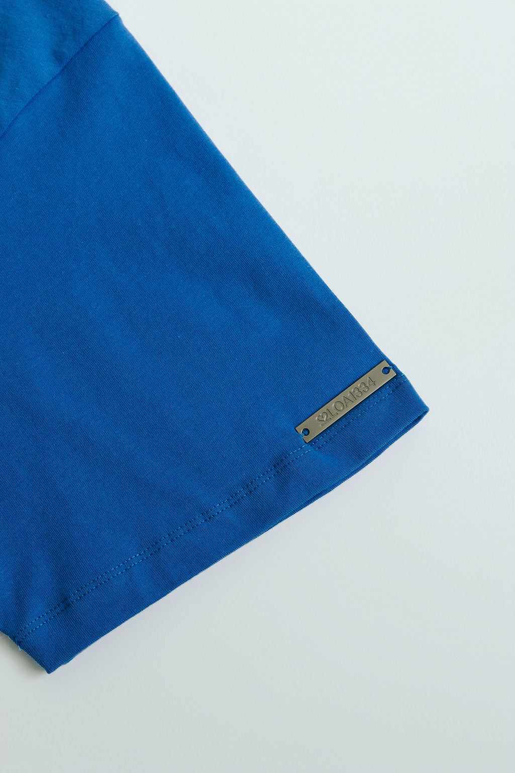 Men’s LOA Center Chest Tee